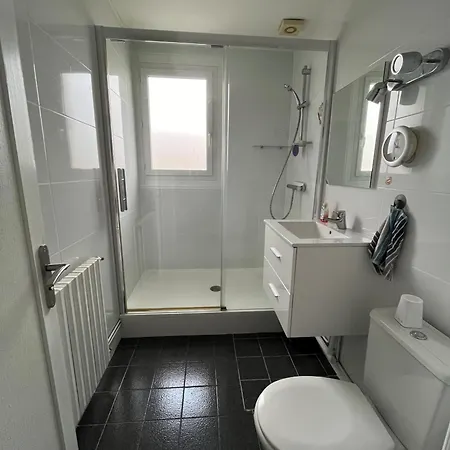 Maison 6 Personnes Avec Parking Prive Casa de Férias *